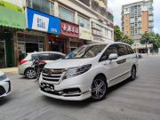 本田 艾力绅 2019款 2.0-CVT豪华版7座油电混合