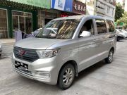 五菱宏光 2019 款 宏光V-1.5-MT标准型7座L2B