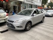 福特 福克斯三厢 2013 款 经典款 1.8L 手动 基本型