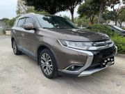 三菱 欧蓝德 2016 款 2.4-CVT四驱5座精英版