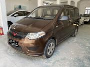 五菱宏光S 2015 款 1.2-MT基本型7座