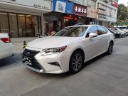 雷克萨斯ES 2015款 300h-2.5-CVT舒适版油电混合