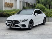 奔驰A级 2022款 奔驰A200L-1.3T-A/MT运动轿车时尚型双离合